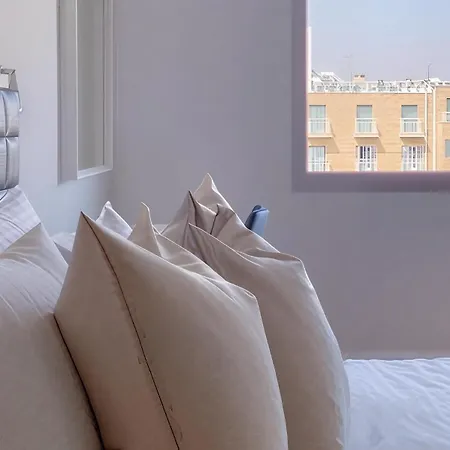 Plateia Brillante アパート