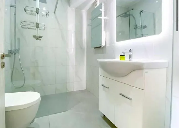 Plateia Brillante * Nicosia